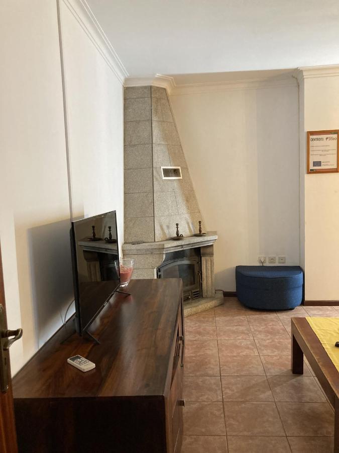 Casa Do Tavares Holiday home Carvalhais (Viseu)